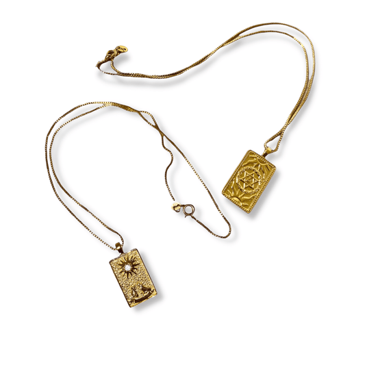 Tarot Card Necklace - Moonstone Energy 